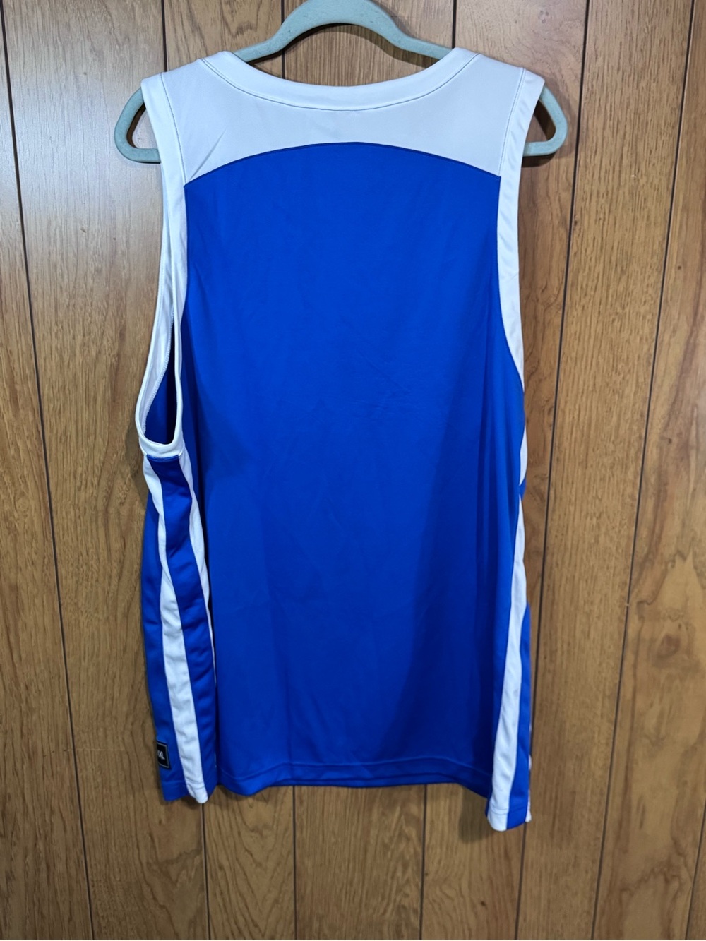 Nike Men’s Royal Blue and White V‑Neck Basketball Jersey Size XXL NWT - Picture 4 of 4